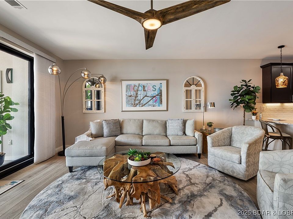 1st image of 166 Captiva Dr #6D