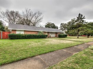821 E River Rd, Shreveport, LA 71105