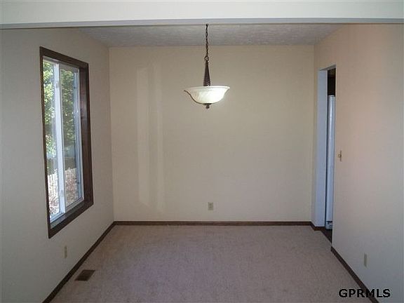4th image of 9605 S 24th St