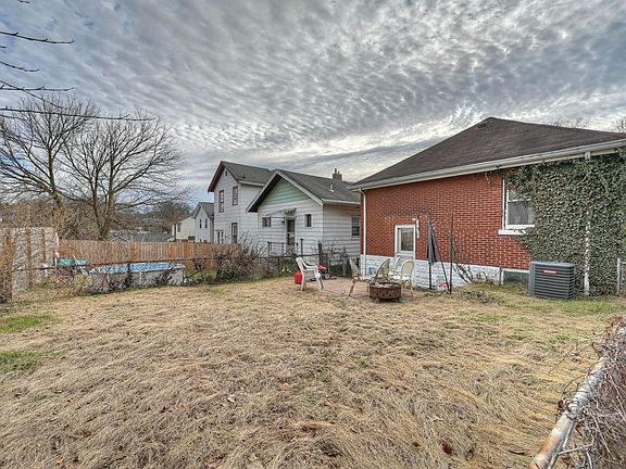 3rd image of 515 Berry Ave