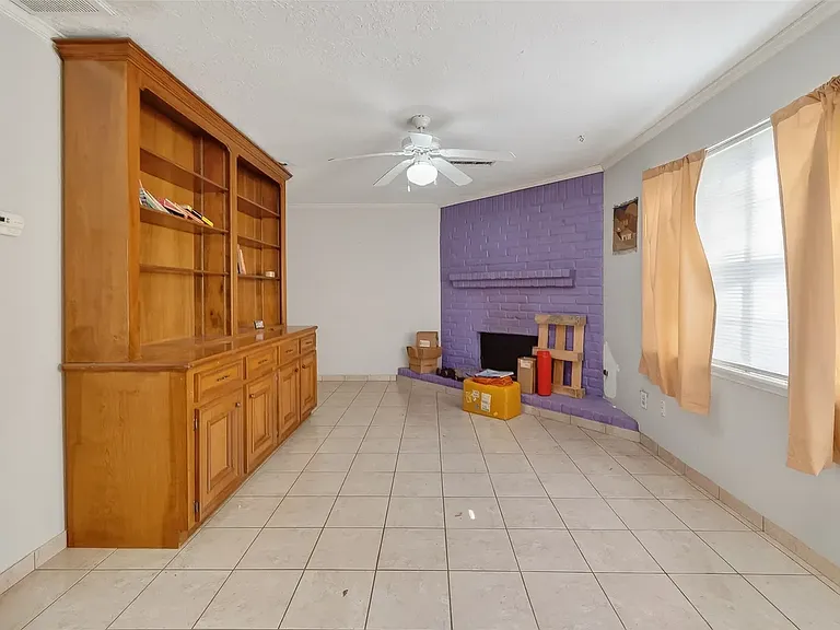 3834 Willow Spring Ln — Photo 6