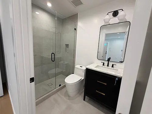 15732 Kadota St #1 Photo 1