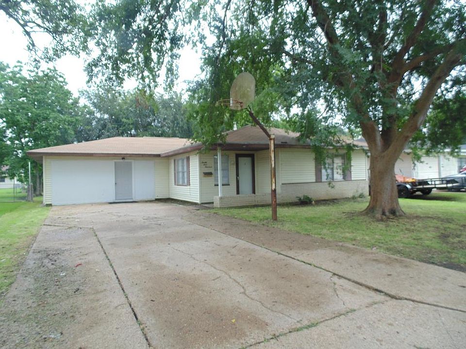 1st image of 2400 Angelle Dr