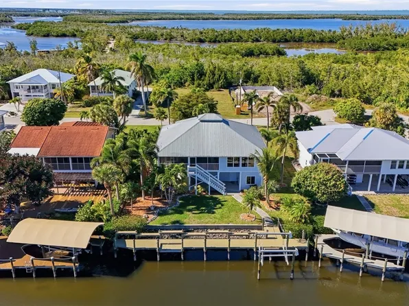 16368 Estuary Ct, Bokeelia, FL 33922