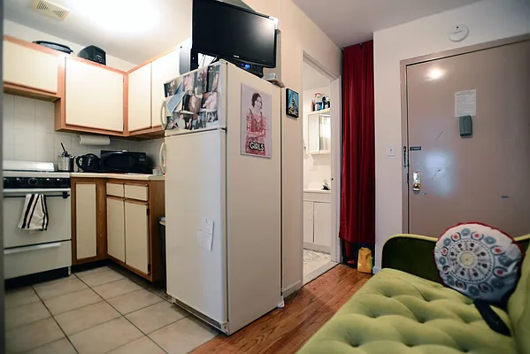 Rented by J Misrahi Realty Corp | media 17