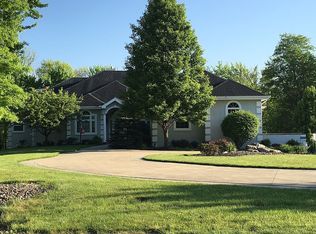 229 Ballantrae Dr, Northfield, OH