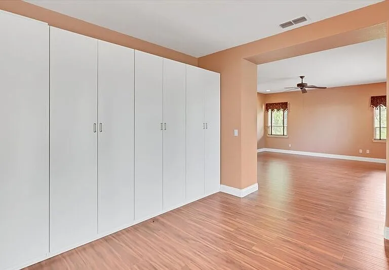208 Otter Glen Ct — Photo 36