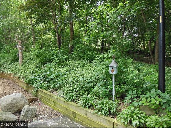 3rd image of 67 Garden Dr