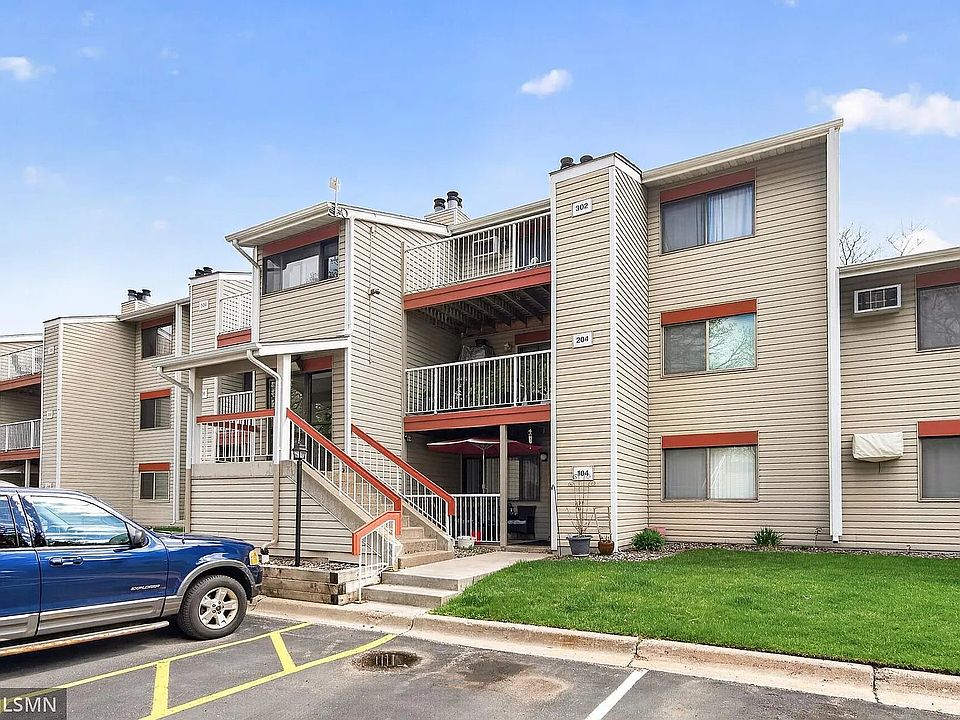 1st image of 400 Shelard Pkwy #203-B