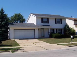 9245 N Burbank Ave, Milwaukee, WI 53224