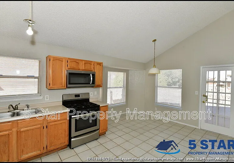 12257 Robert Dahl Dr — Photo 10