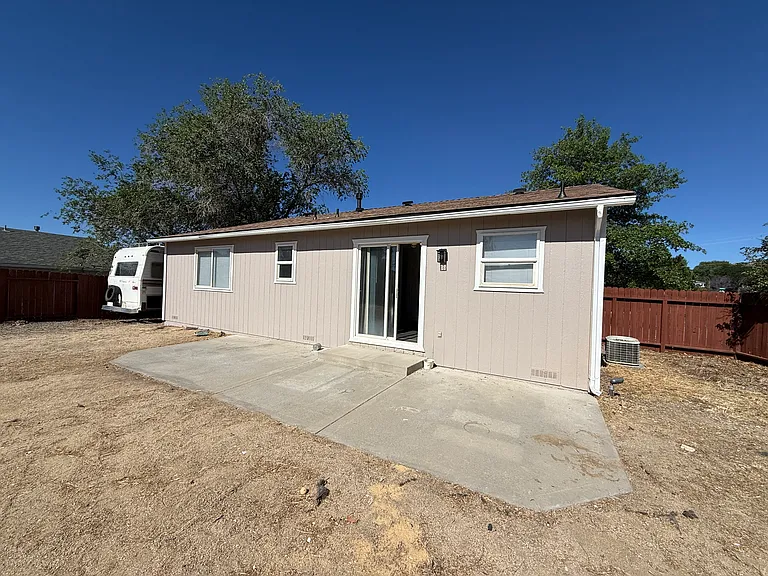 6408 Aleut Ct — Photo 10