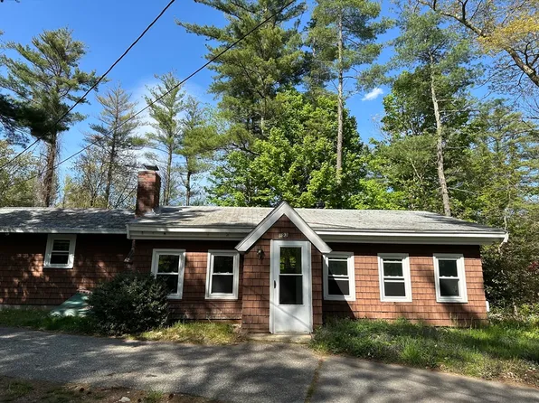 793 Haverhill St, Rowley, MA 01969