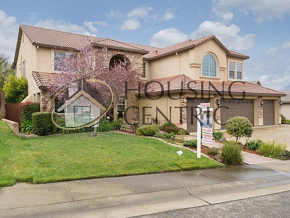 2nd image of 443 Benton Ct