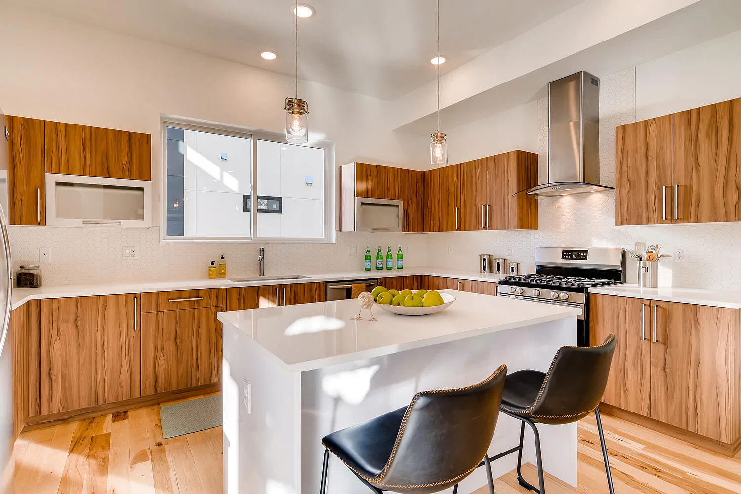 2258 W. Powers Ave. - 1 — Photo 3