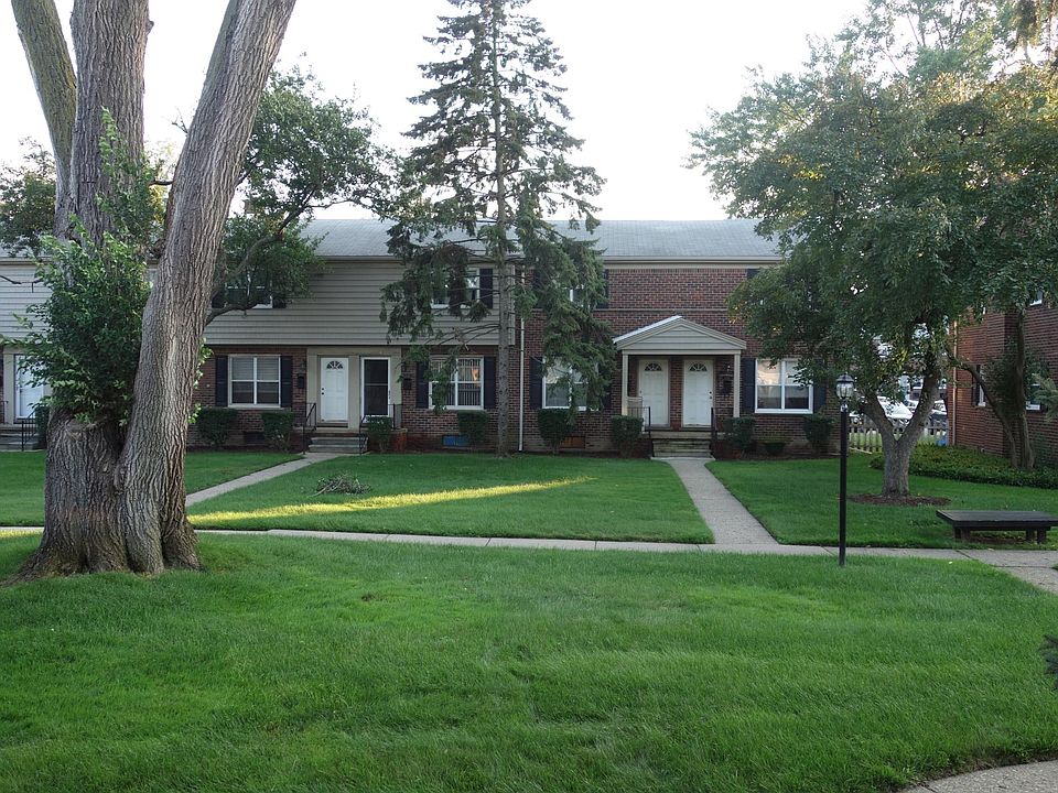 1st image of 3374 Coolidge Hwy #1