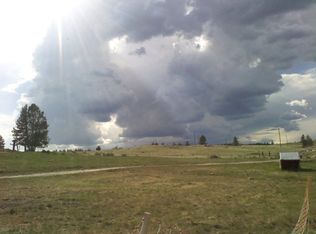 Sandstone Rd, Roundup, MT 59072