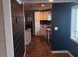 106 Marshland Rd E, Apalachin, NY 13732