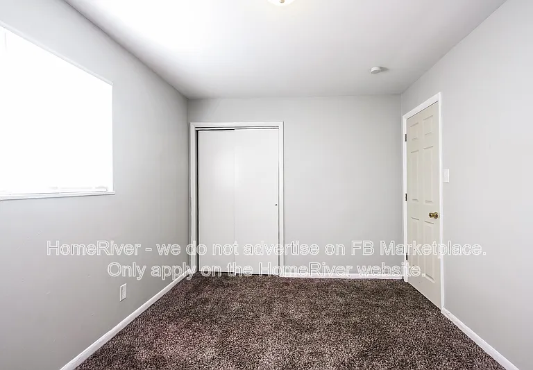 2806 Dietz St — Photo 8