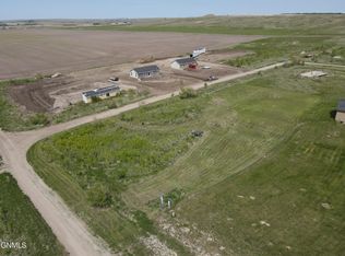 Ronan Ave, Williston, ND 58801