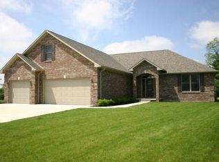 1530 Westfield Ct, Greenfield, IN 46140