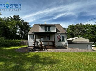 5284 W Lowes Creek Rd, Eau Claire, WI 54701