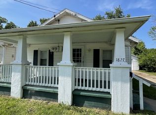 1827 W Thoman St, Springfield, MO 65803
