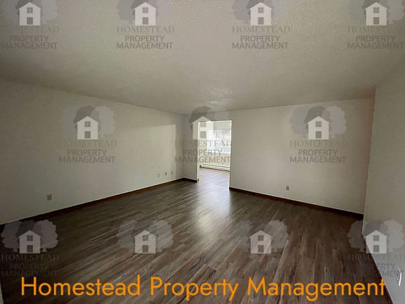 2nd image of 652-678 E Jackson St #654