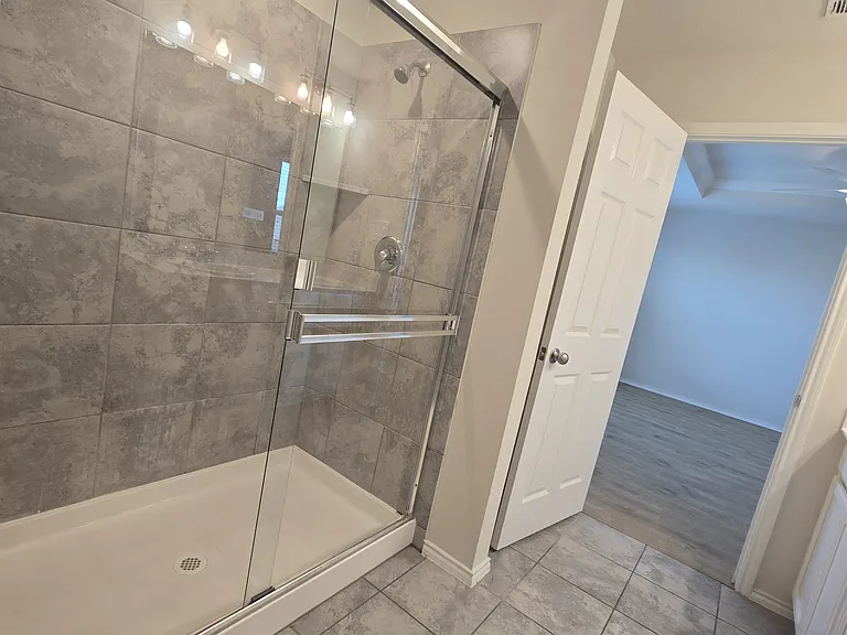 1431 Lumberton Dr — Photo 23