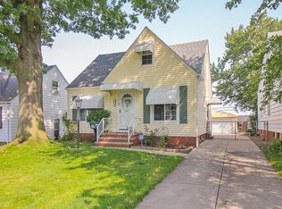 8710 Fernhill Ave, Parma, OH