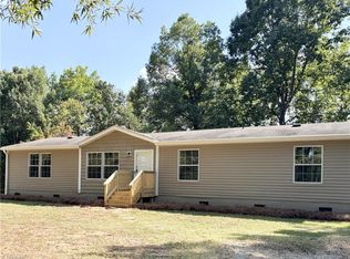 338 Crabapple Rd, Reidsville, NC 27320