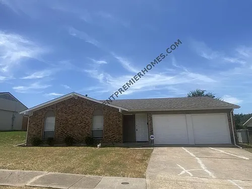 7425 Albert Williams Dr Photo 1