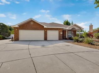 1120 Wind River St SE, Albuquerque, NM 87123