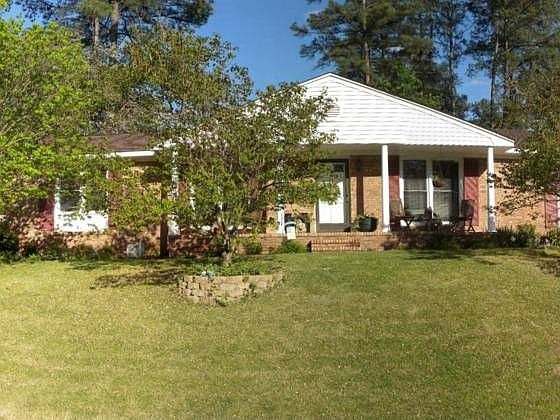 1st image of 214 Brooks Dr