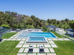 499 Halvern Dr, Los Angeles, CA 90049
