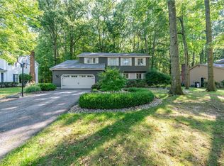 7733 Silver Fox Dr, Youngstown, OH 44512