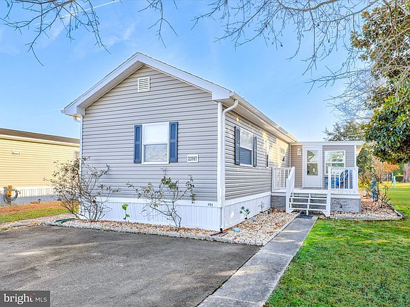 5th image of 23747 Driftwood Ln