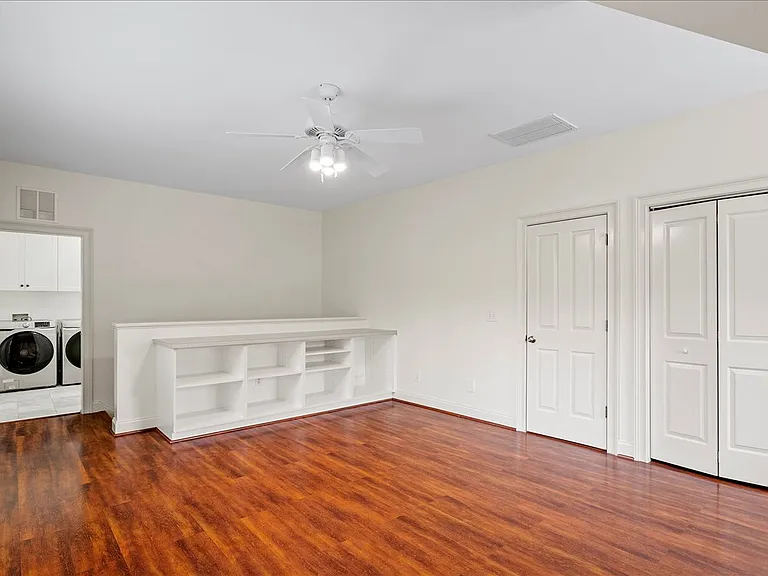 106 Grannon Ct — Photo 33
