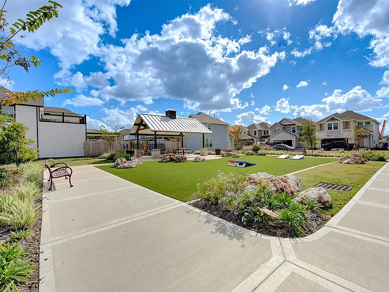 10329 Harmon Smith Dr — Photo 4