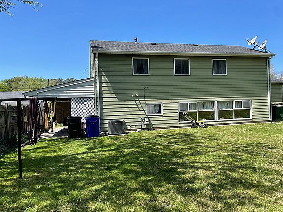 3rd image of 7708 Bergen St