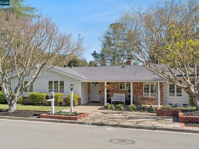 19 Eastwood Dr, Orinda, CA, 94563