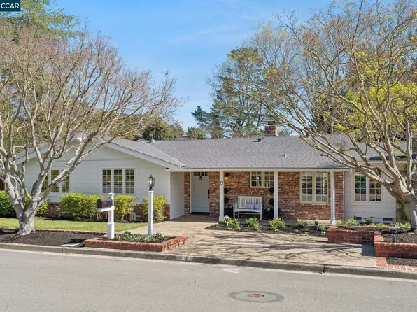 19 Eastwood Dr, Orinda, CA 94563