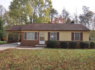 1019 Welborn Ave, Wilkesboro, NC 28697