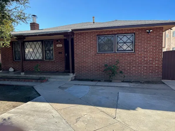 11420 Calvert St, North Hollywood, CA