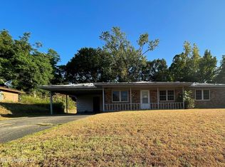 203 Alfa Dr, Vicksburg, MS 39180
