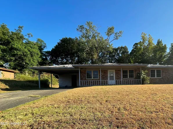 203 Alfa Dr, Vicksburg, MS 39180