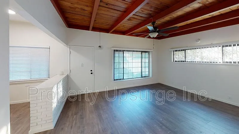 3 bed, 1.0 bath, 993 sqft, $1,695 — Photo 4