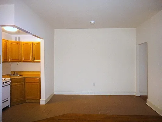 Rented by Balass Ralph, LREB | media 14