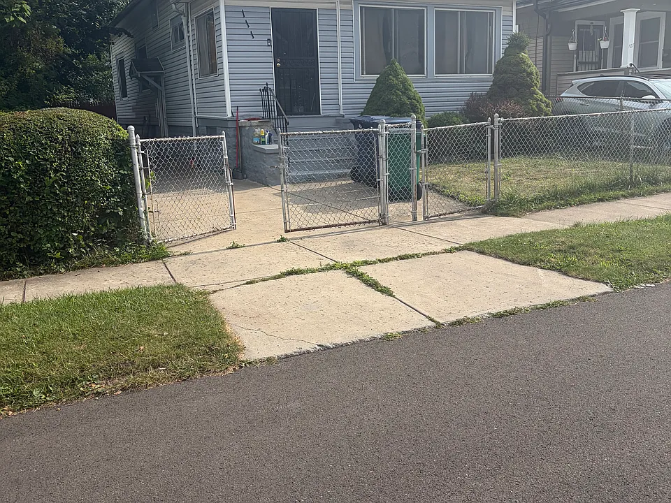 112 Fernhill Ave