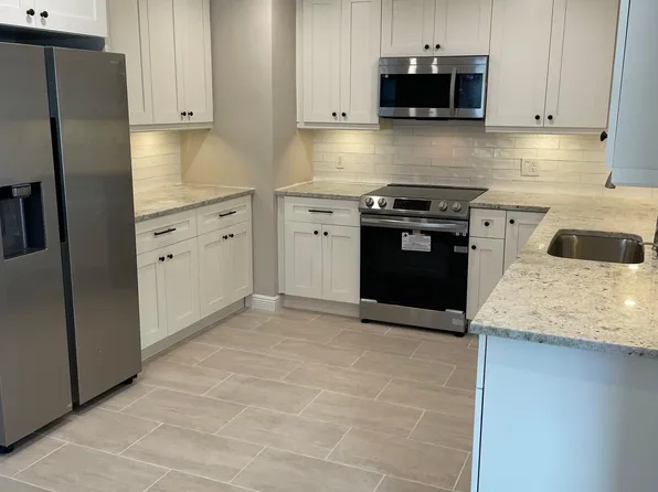 5062 22nd Ave N #1, Saint Petersburg, FL 33710